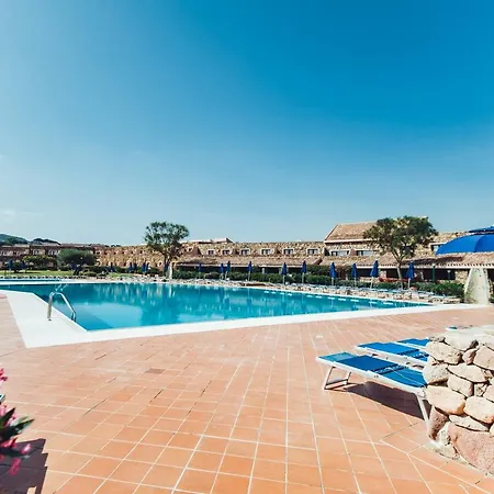 Aparthotel Nuraghe 4*