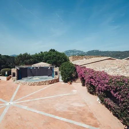 Nuraghe Lägenhetshotell