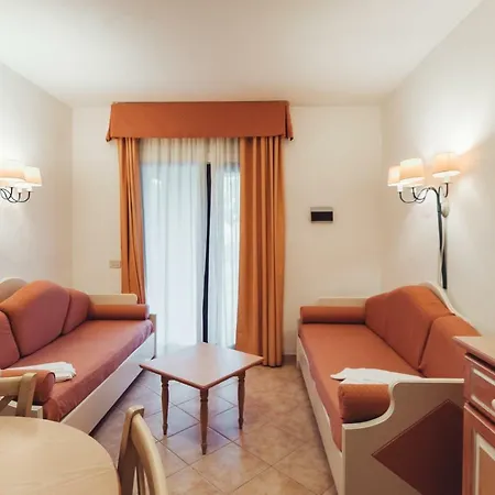 Nuraghe Lägenhetshotell 4*