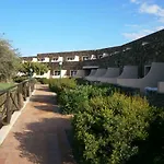 Nuraghe 公寓式酒店 罗通多港
