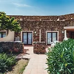 Nuraghe 罗通多港
