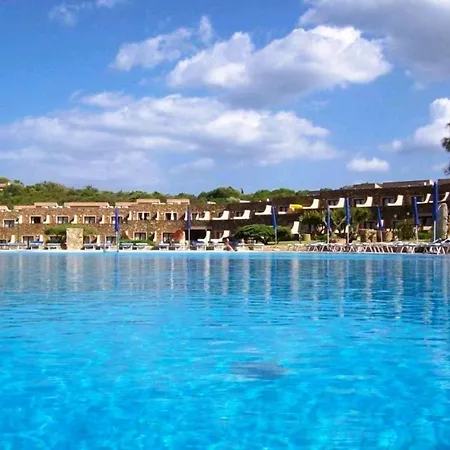 Nuraghe Aparthotel 3*