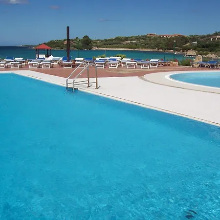 Nuraghe Aparthotel *