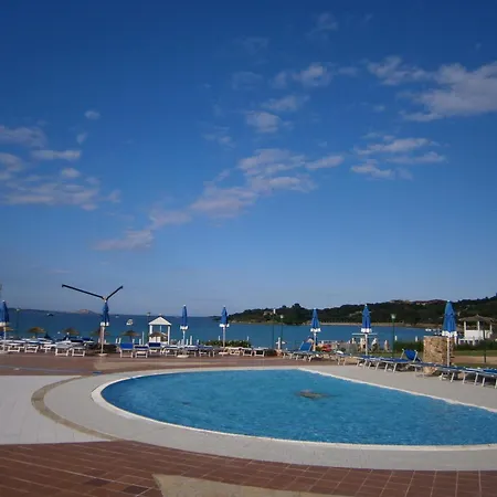 Aparthotel Nuraghe *