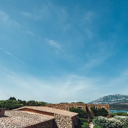 Nuraghe Apartahotel